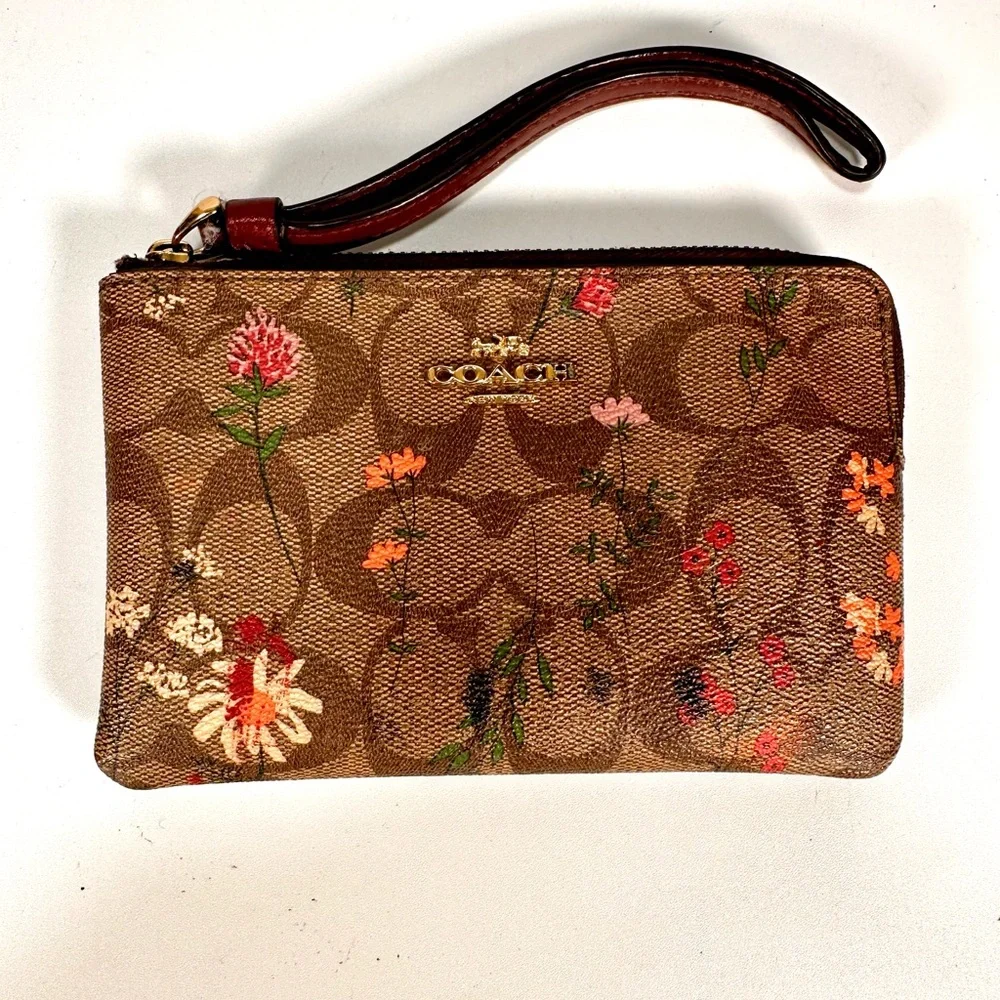 Coach Corner Zip Wristlet with Floral Print Wallet